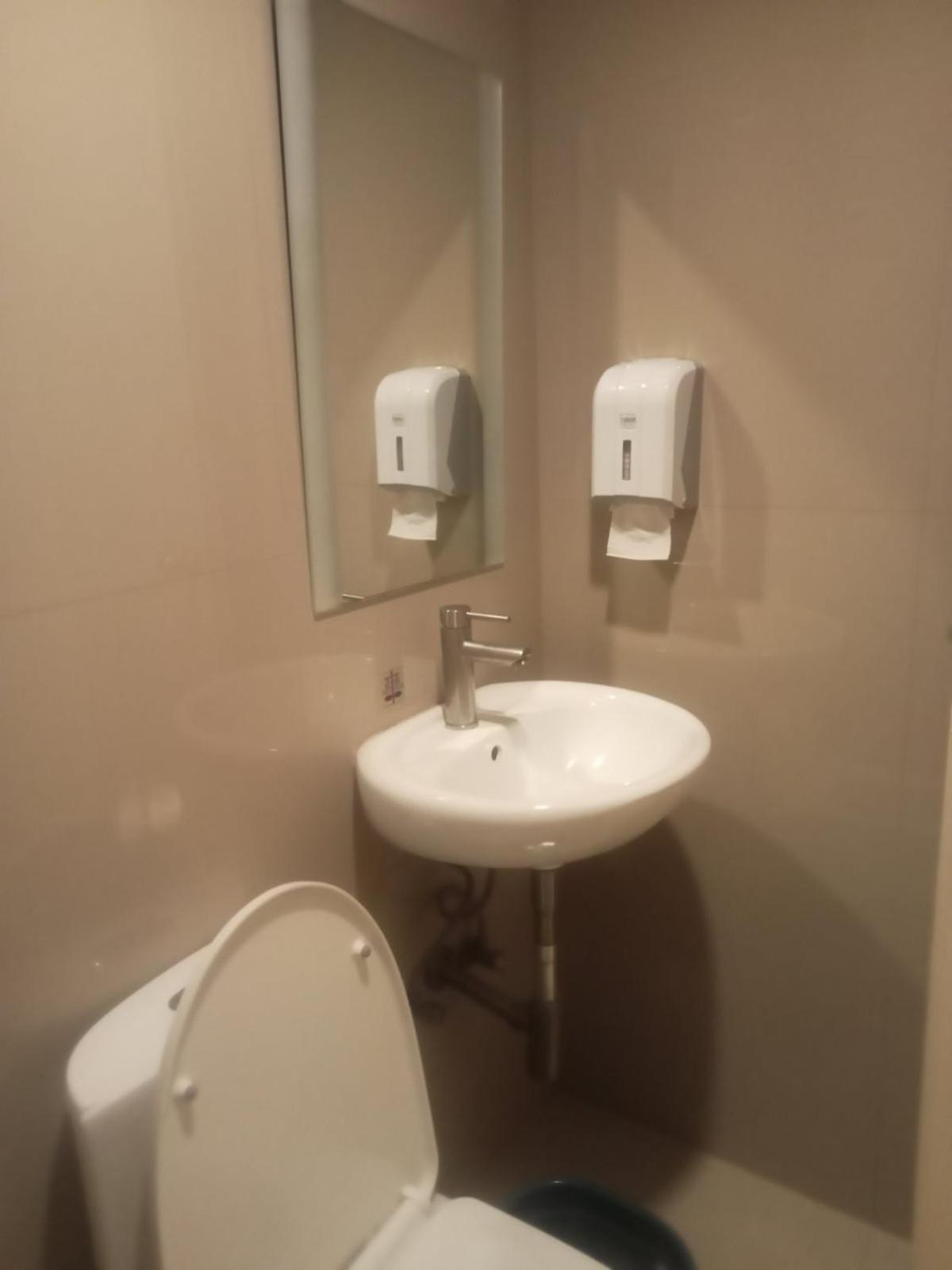Hotel Sogo Pasay Wood Street Extérieur photo
