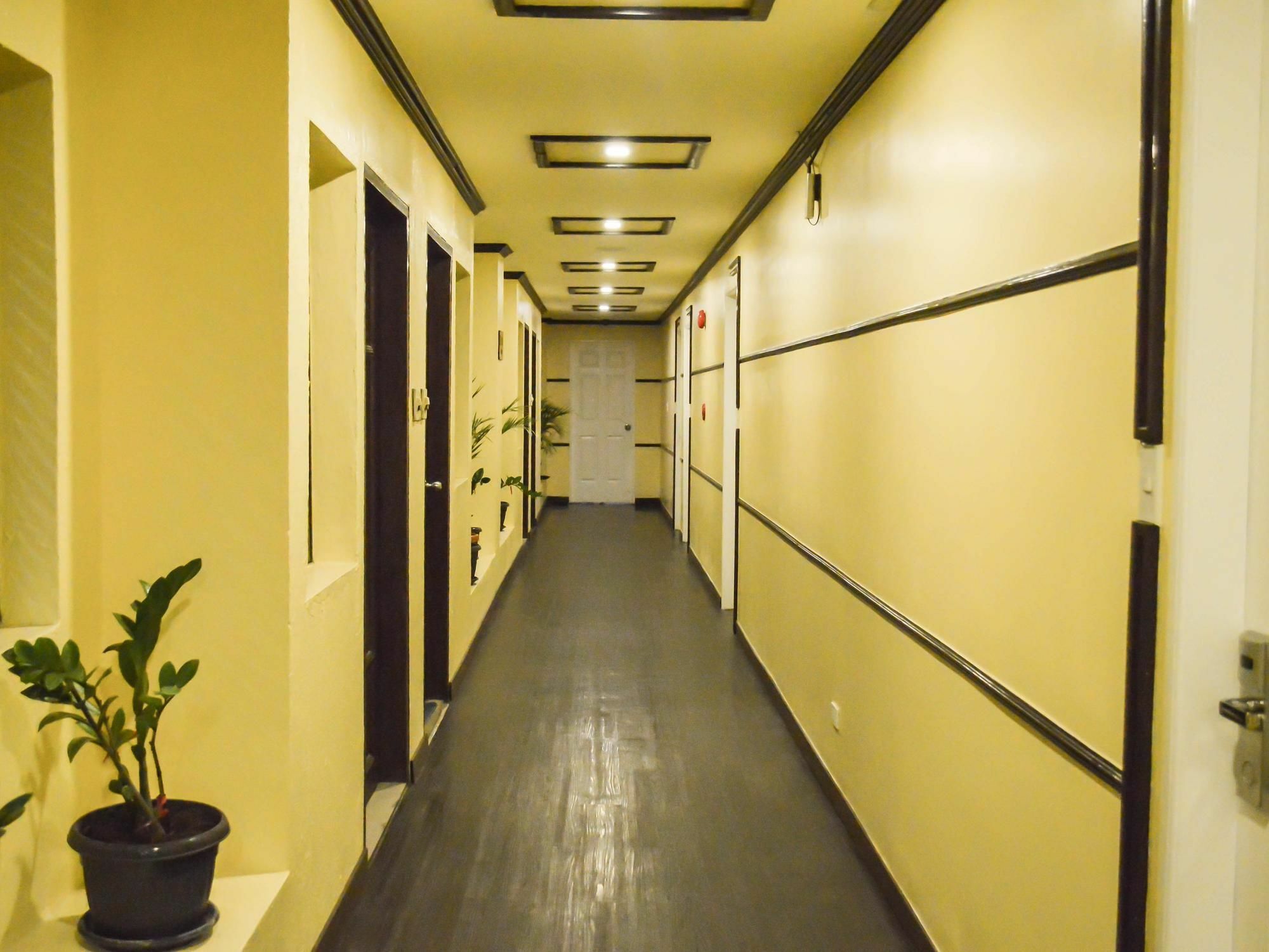Hotel Sogo Pasay Wood Street Extérieur photo