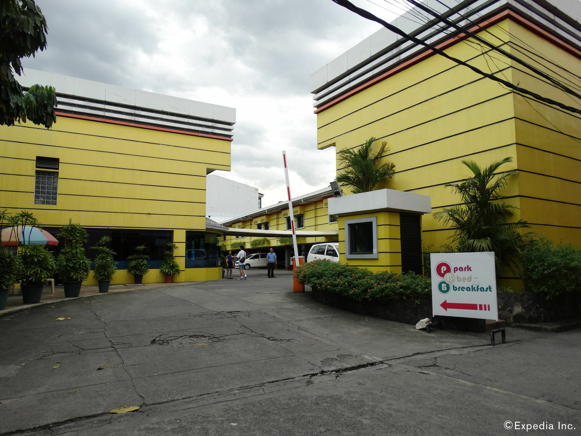 Hotel Sogo Pasay Wood Street Extérieur photo