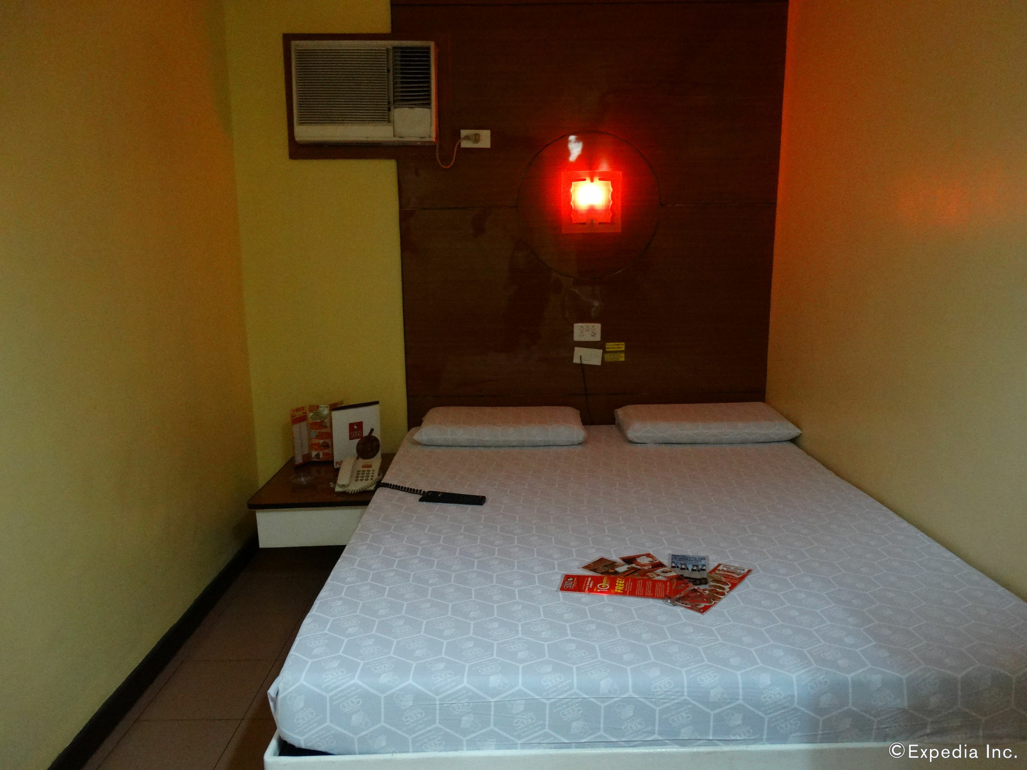 Hotel Sogo Pasay Wood Street Extérieur photo