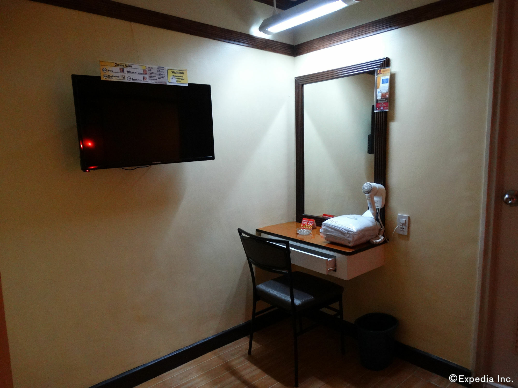 Hotel Sogo Pasay Wood Street Extérieur photo