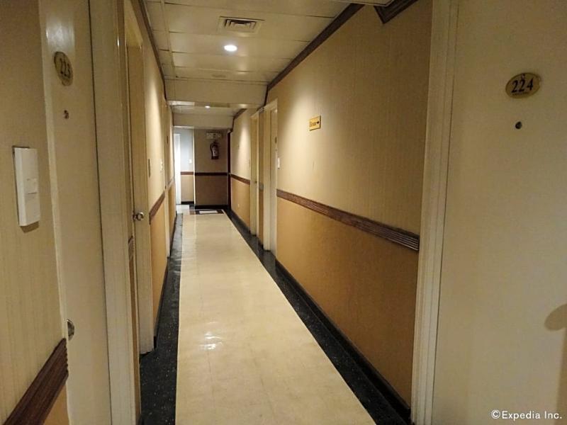 Hotel Sogo Pasay Wood Street Extérieur photo